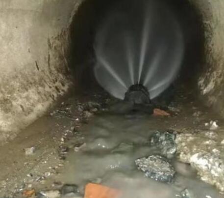 新华镇市政管道清淤